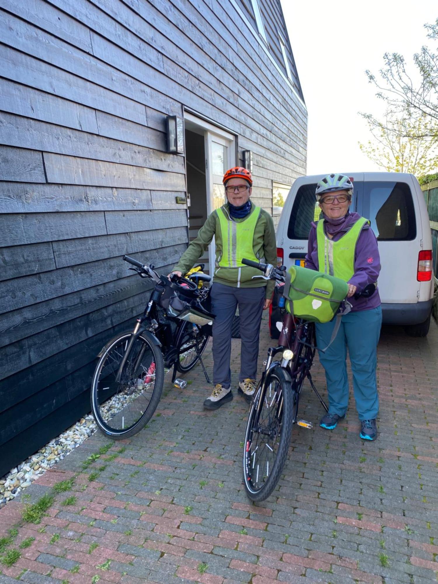 Oomes Huus Haestens And Koffie Den Hoorn  Luaran gambar